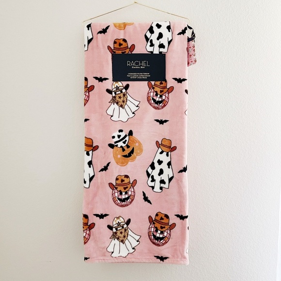 NEW RACHEL Rachel Roy Western Halloween Blanket - Picture 1 of 6